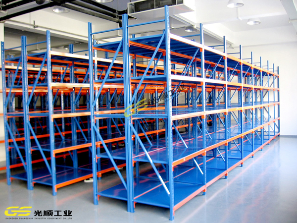 仓库货架产品介绍—深圳<a href='http://www.szgsg.com/' target='_blank'><u>货架厂家</u></a>