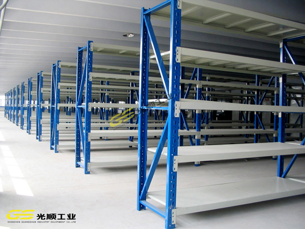 比较重的货物怎么选择重型货架—深圳<a href='http://www.szgsg.com/' target='_blank'><u>货架厂家</u></a>