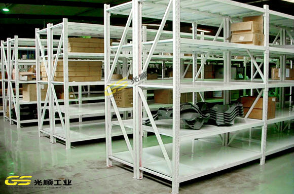 仓储货架的发展势不可挡—深圳<a href='http://www.szgsg.com/' target='_blank'><u>货架厂家</u></a>