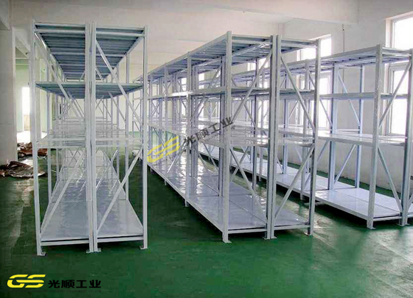 超市专用货架与仓储重型货架区别喝—深圳货架厂家