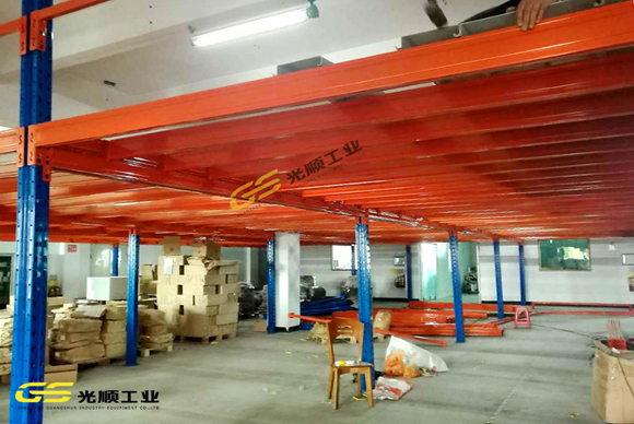 货架的种类有多少种—深圳<a href='http://www.szgsg.com/' target='_blank'><u>货架厂家</u></a>