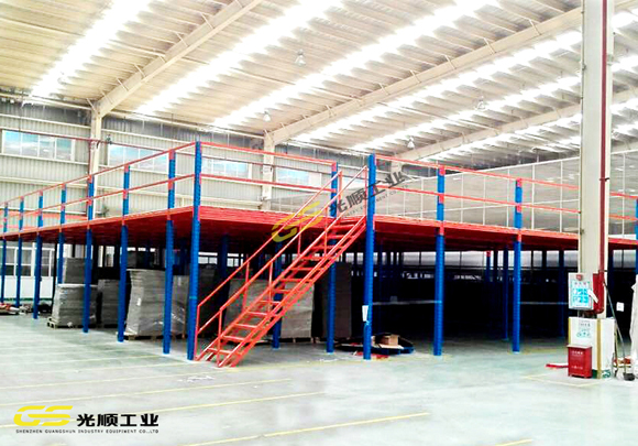 重型货架摆放要注意什么—深圳<a href='http://www.szgsg.com/' target='_blank'><u>货架厂家</u></a>